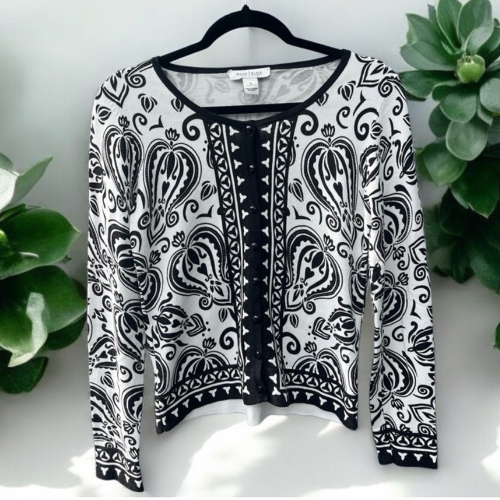 White House Black Market Women’s Size S Paisley Cardigan